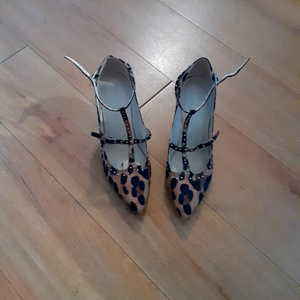 Marc Fisher shoes, 6.5, leopard print